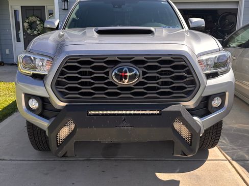 Used 2021 Toyota Tacoma TRD Sport image 8