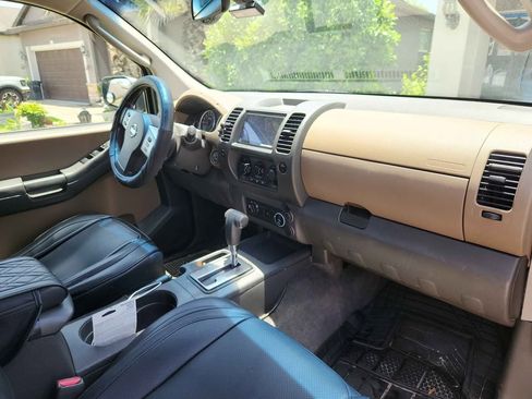 Used 2005 Nissan Xterra SE image 8
