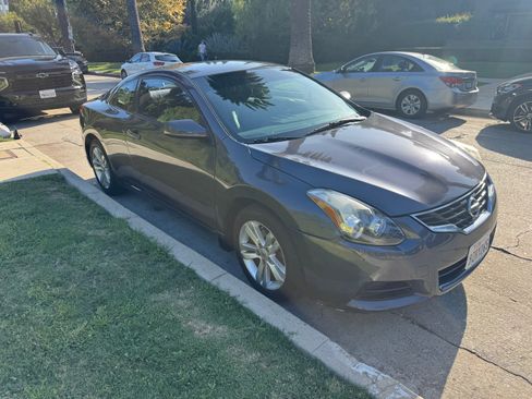 Used 2012 Nissan Altima 2.5 S w/ Convenience Pkg FWD image 5