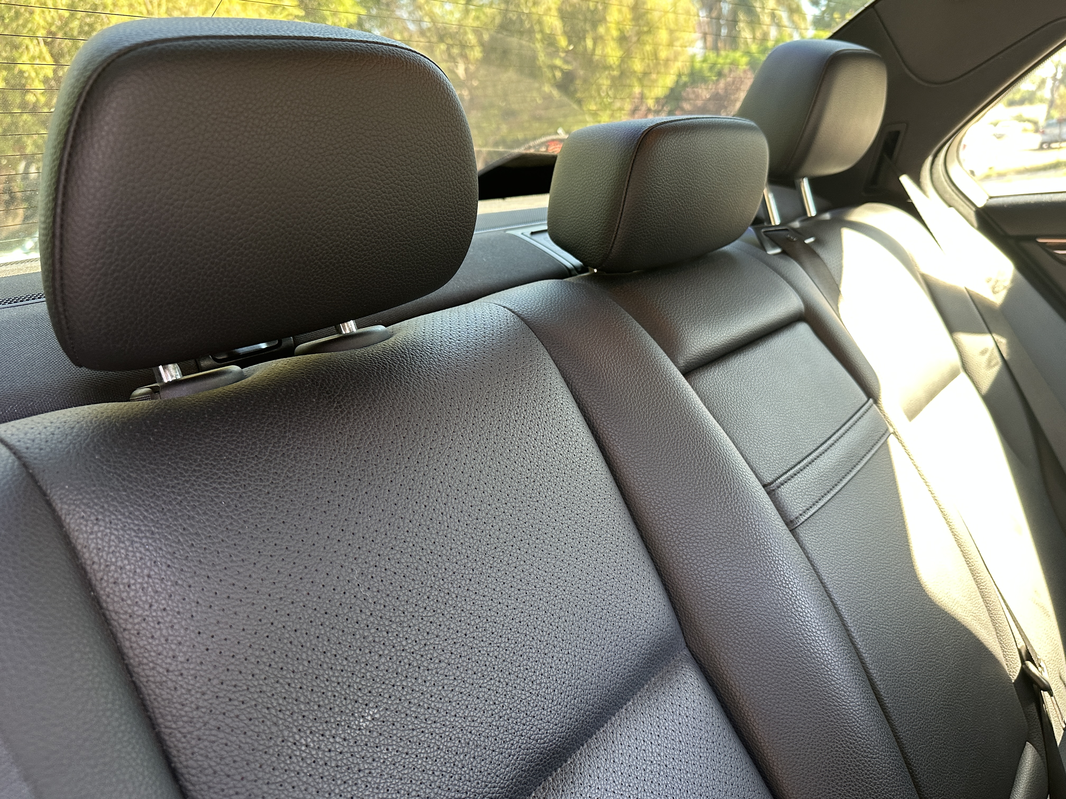 Used 2012 Mercedes-Benz C 250 Sedan image 11