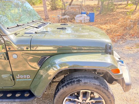 Used 2024 Jeep Wrangler Unlimited AWD/4WD image 4