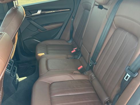 Used 2018 Audi Q5 2.0T Premium AWD/4WD image 8