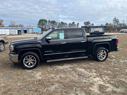Used 2017 GMC Sierra 1500 SLT w/ SLT Premium Package