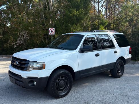 Used 2017 Ford Expedition XL image 1