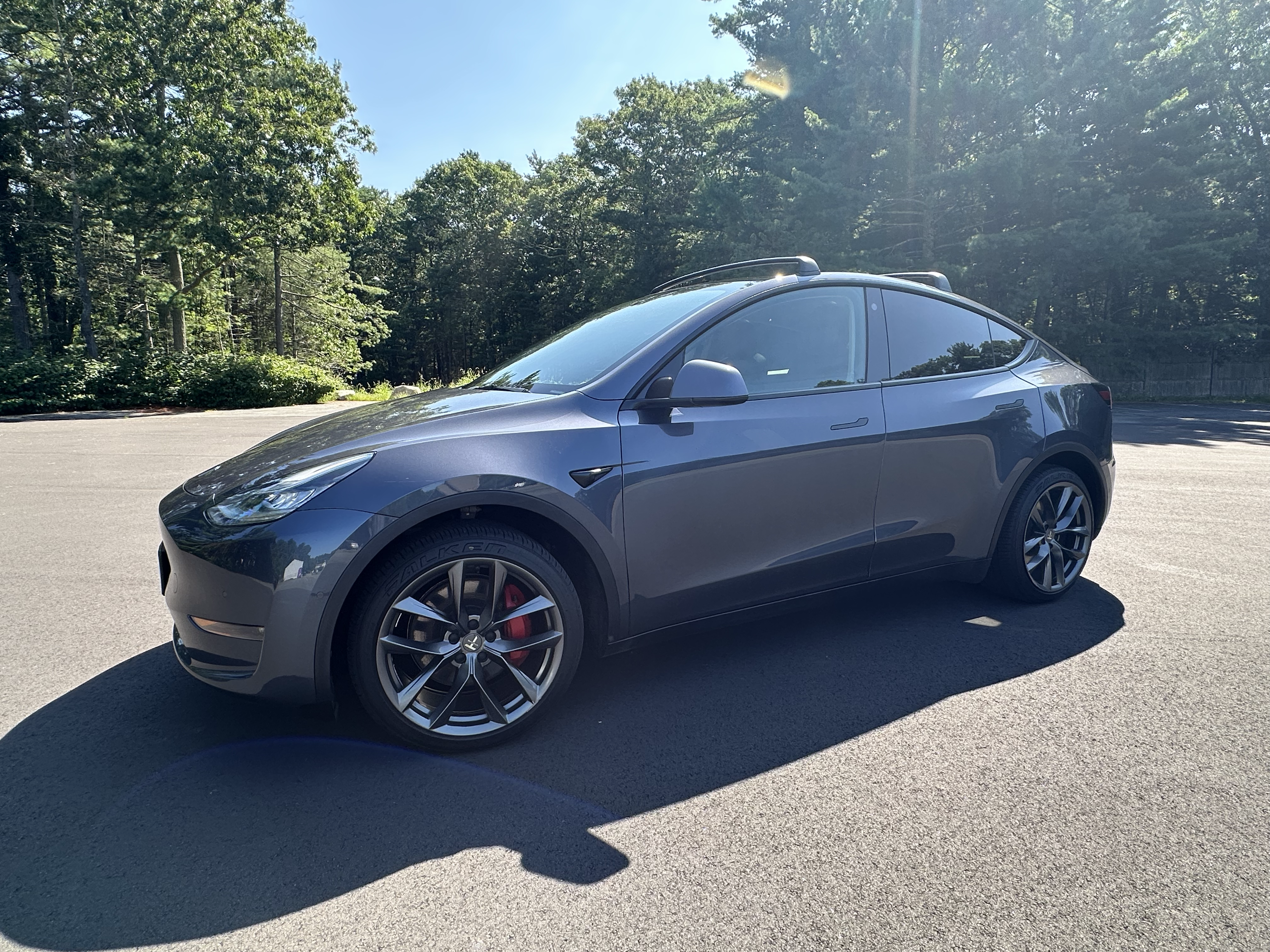 Used 2021 Tesla Model Y Long Range AWD/4WD image 1