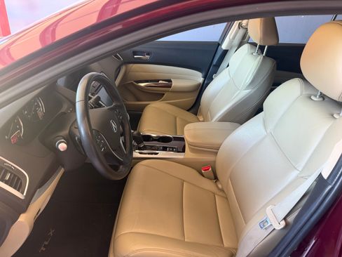 Used 2015 Acura TLX FWD image 9