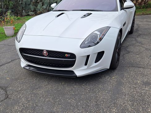Used 2017 Jaguar F-TYPE S image 2