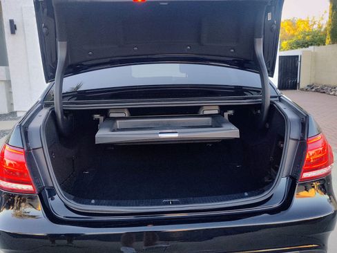 Used 2014 Mercedes-Benz E 350 Sedan image 27