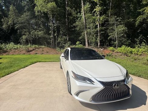 Used 2019 Lexus ES 350 w/ Accessory Package 2 FWD image 9