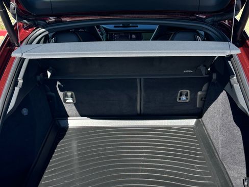 Used 2023 Porsche Panamera 4 Platinum Edition image 9