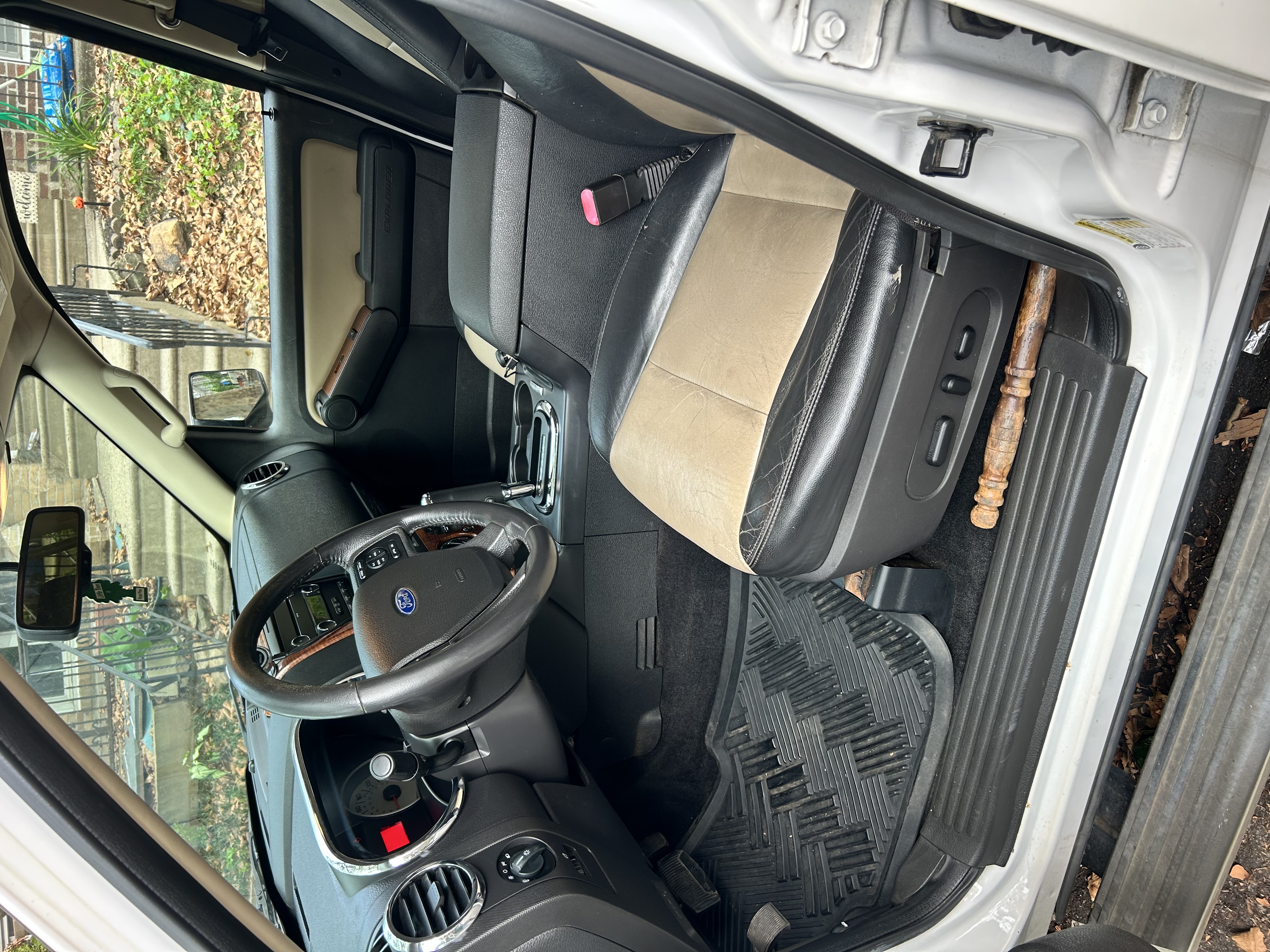 Used 2010 Ford Explorer Eddie Bauer AWD/4WD image 10