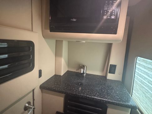 Used 2021 Mercedes-Benz Sprinter 2500 image 11