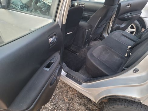 Used 2011 Nissan Rogue S image 20