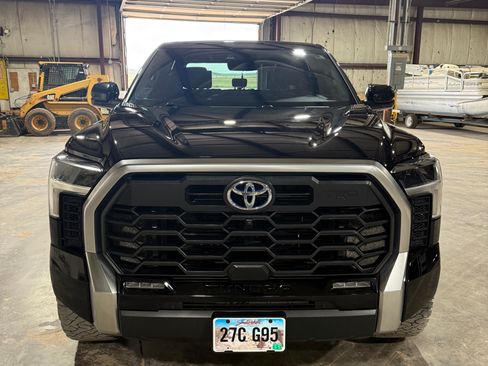 Used 2023 Toyota Tundra Limited w/ TRD Off-Road Package AWD/4WD image 9