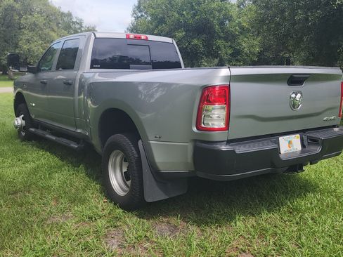 Used 2022 RAM 3500 Tradesman image 10