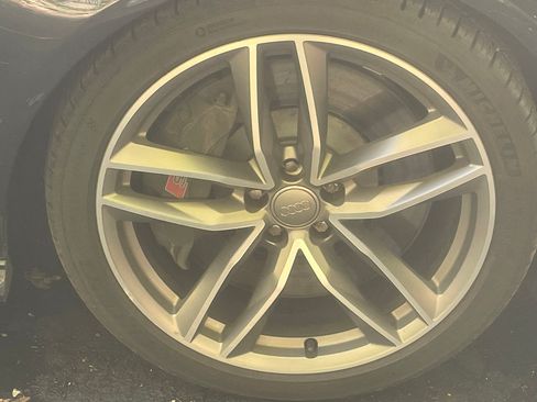 Used 2016 Audi S6 Prestige w/ Prestige Package image 14