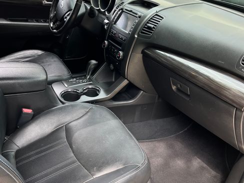 Used 2012 Kia Sorento SX w/ SX Premium Pkg FWD image 9