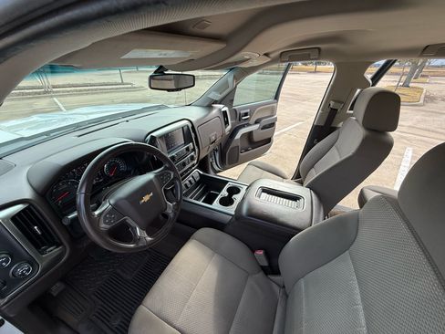 Used 2018 Chevrolet Silverado 1500 LT w/ Texas Edition image 15