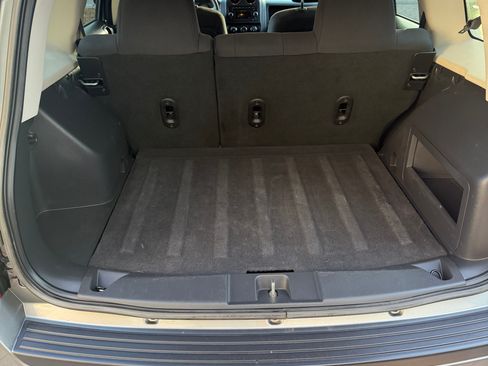 Used 2014 Jeep Patriot Sport AWD/4WD image 6