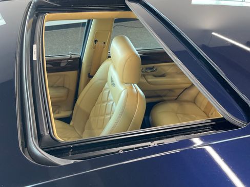 Used 2007 Bentley Arnage T RWD image 17