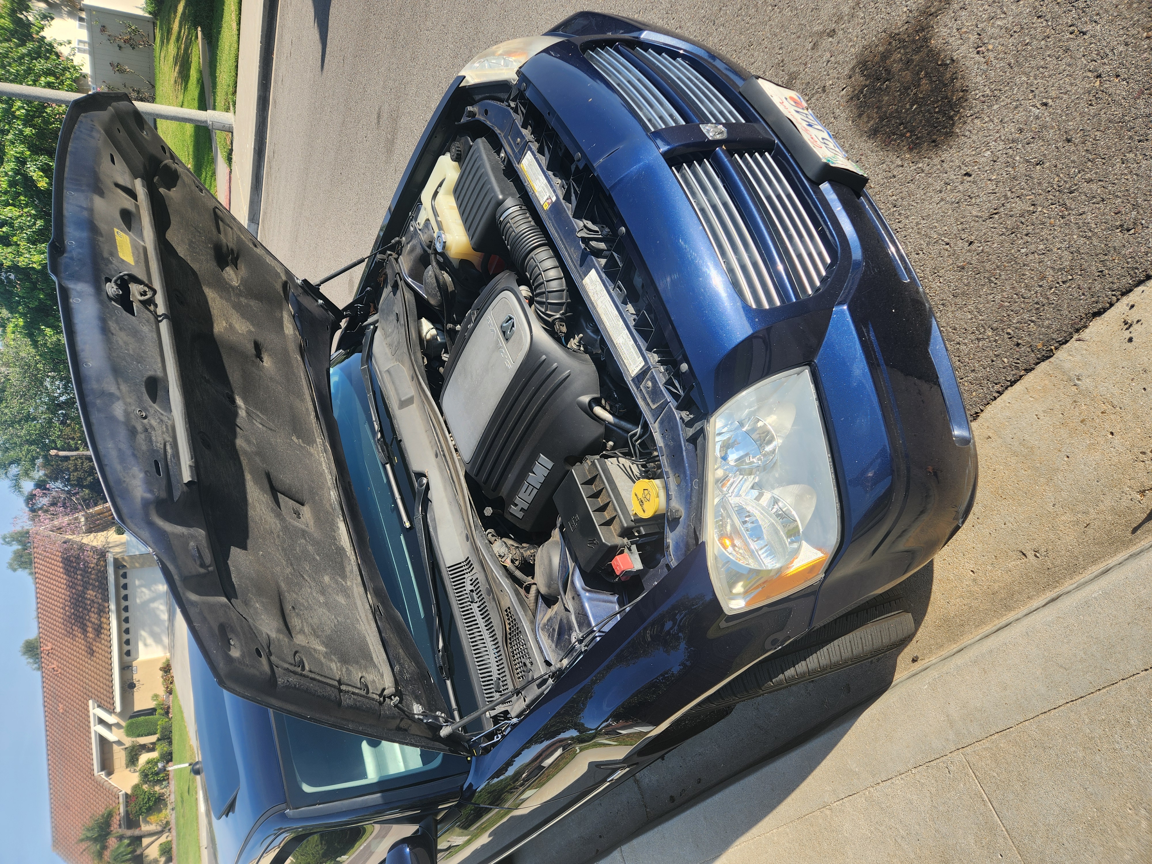 Used 2005 Dodge Magnum R/T w/ Convenience Group II RWD image 16