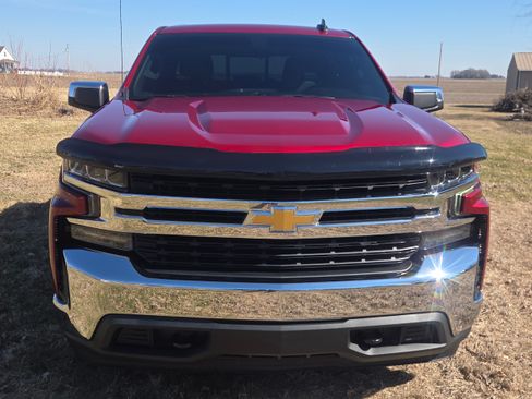 Used 2020 Chevrolet Silverado 1500 LT w/ All-Star Edition image 9