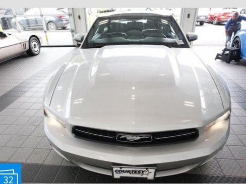 Used 2012 Ford Mustang Premium image 10