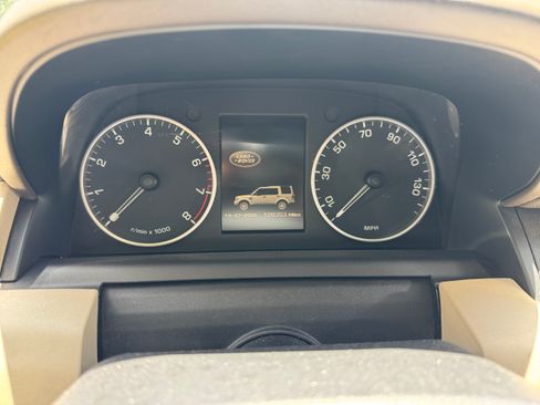Used 2015 Land Rover LR4 HSE AWD/4WD image 12