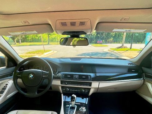 Used 2013 BMW 528i xDrive Sedan AWD/4WD image 15