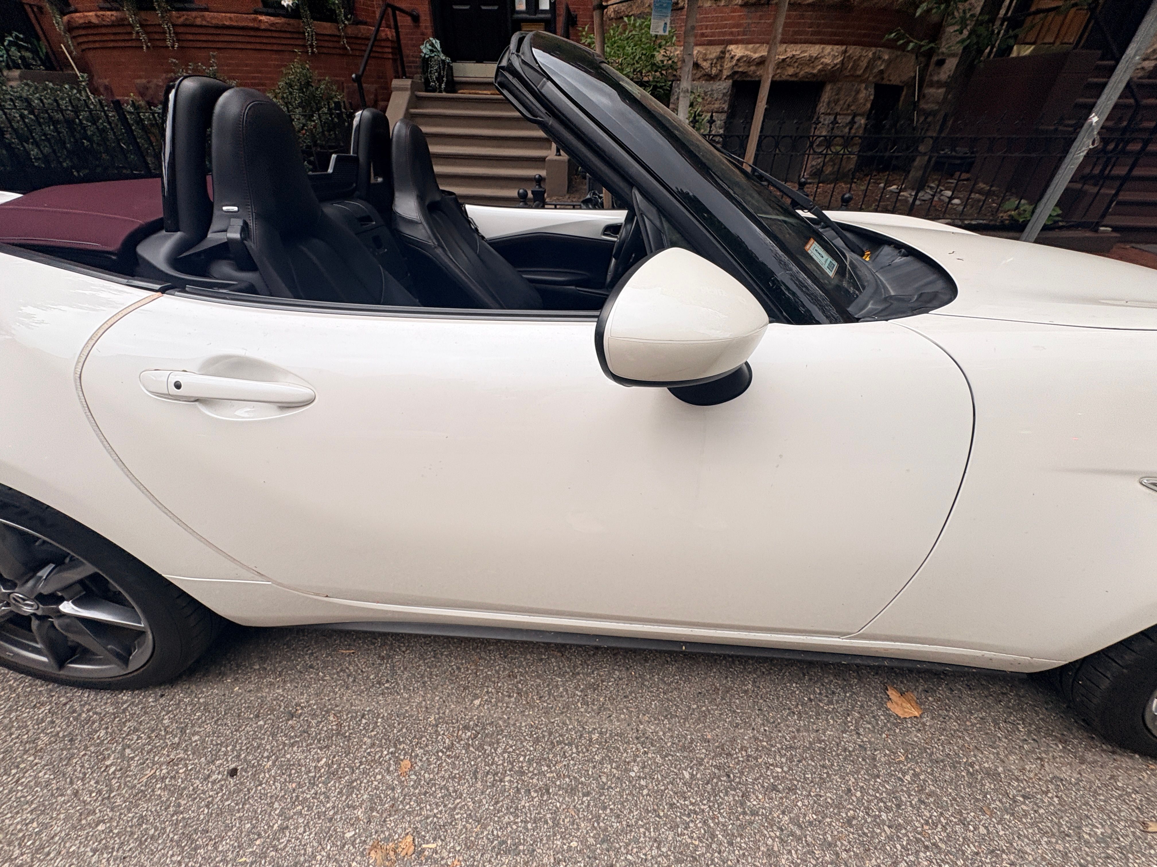 Used 2018 MAZDA MX-5 Miata Grand Touring RWD image 9