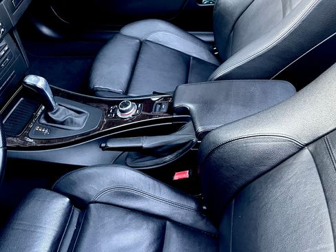 Used 2012 BMW 328i Convertible RWD image 13