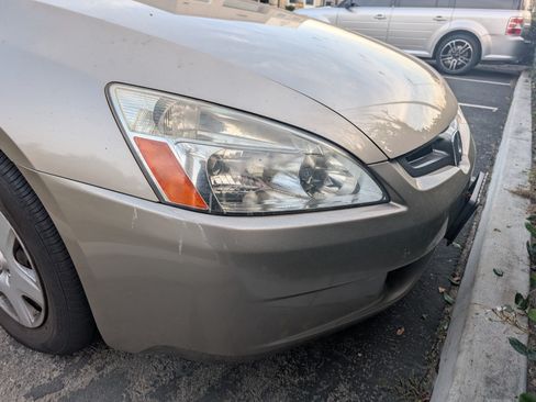 Used 2005 Honda Accord LX image 10