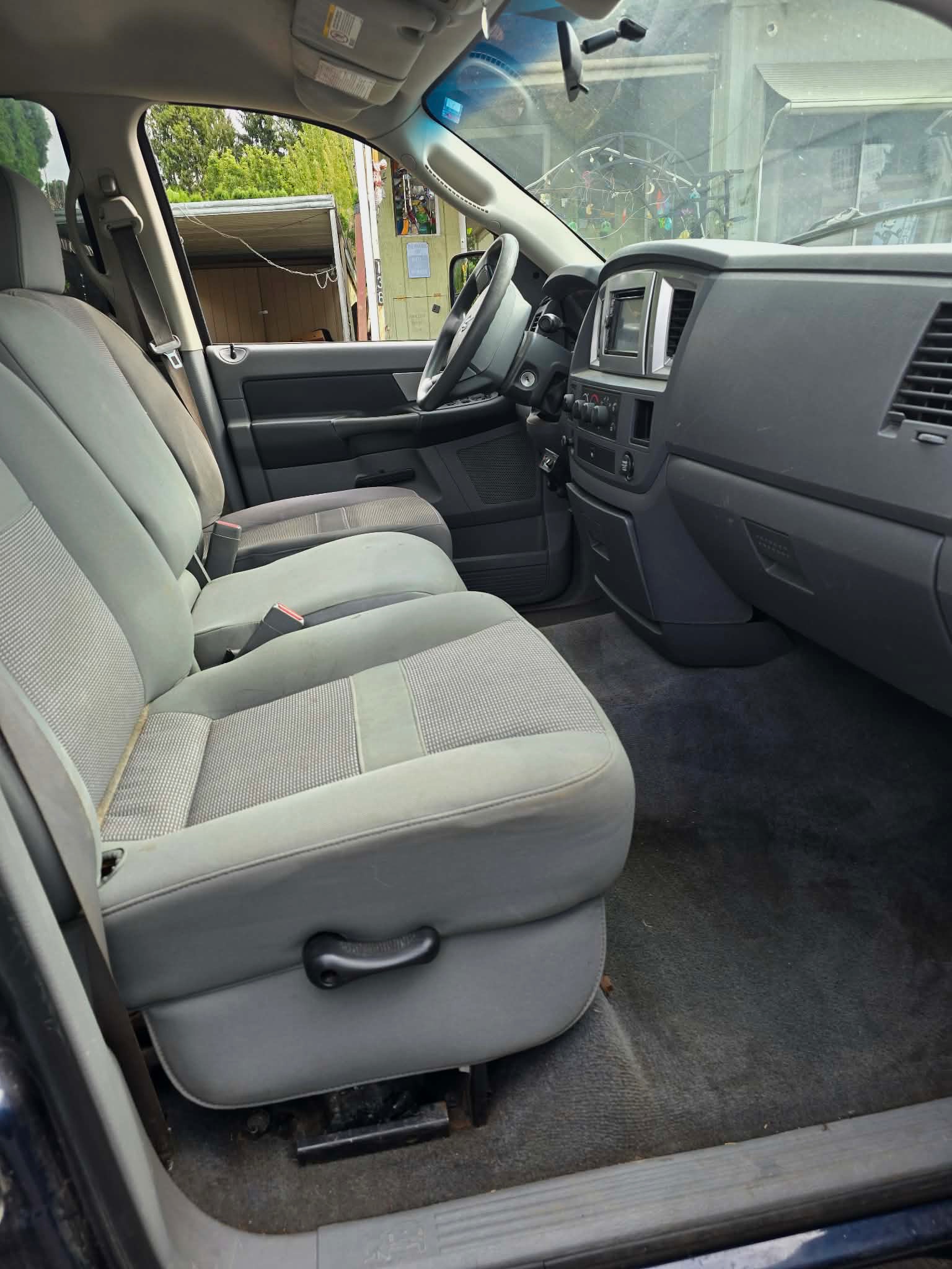 Used 2007 Dodge Ram 2500 Truck SLT AWD/4WD image 2