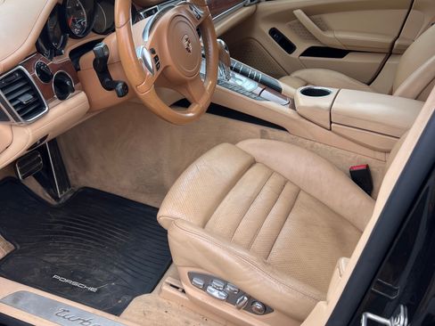Used 2011 Porsche Panamera Turbo image 13