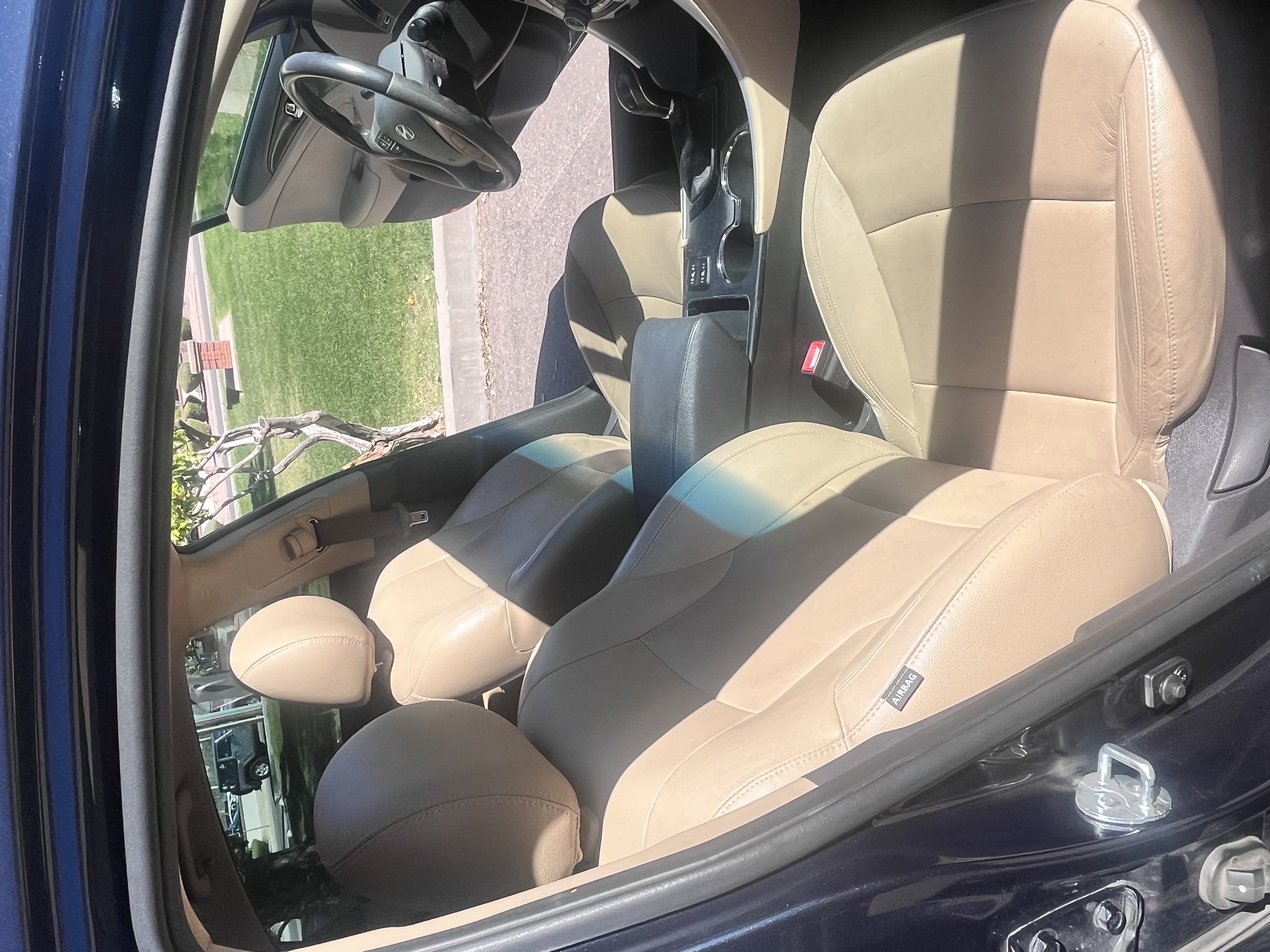 Used 2012 Hyundai Sonata Limited w/ Navigation Pkg FWD image 12