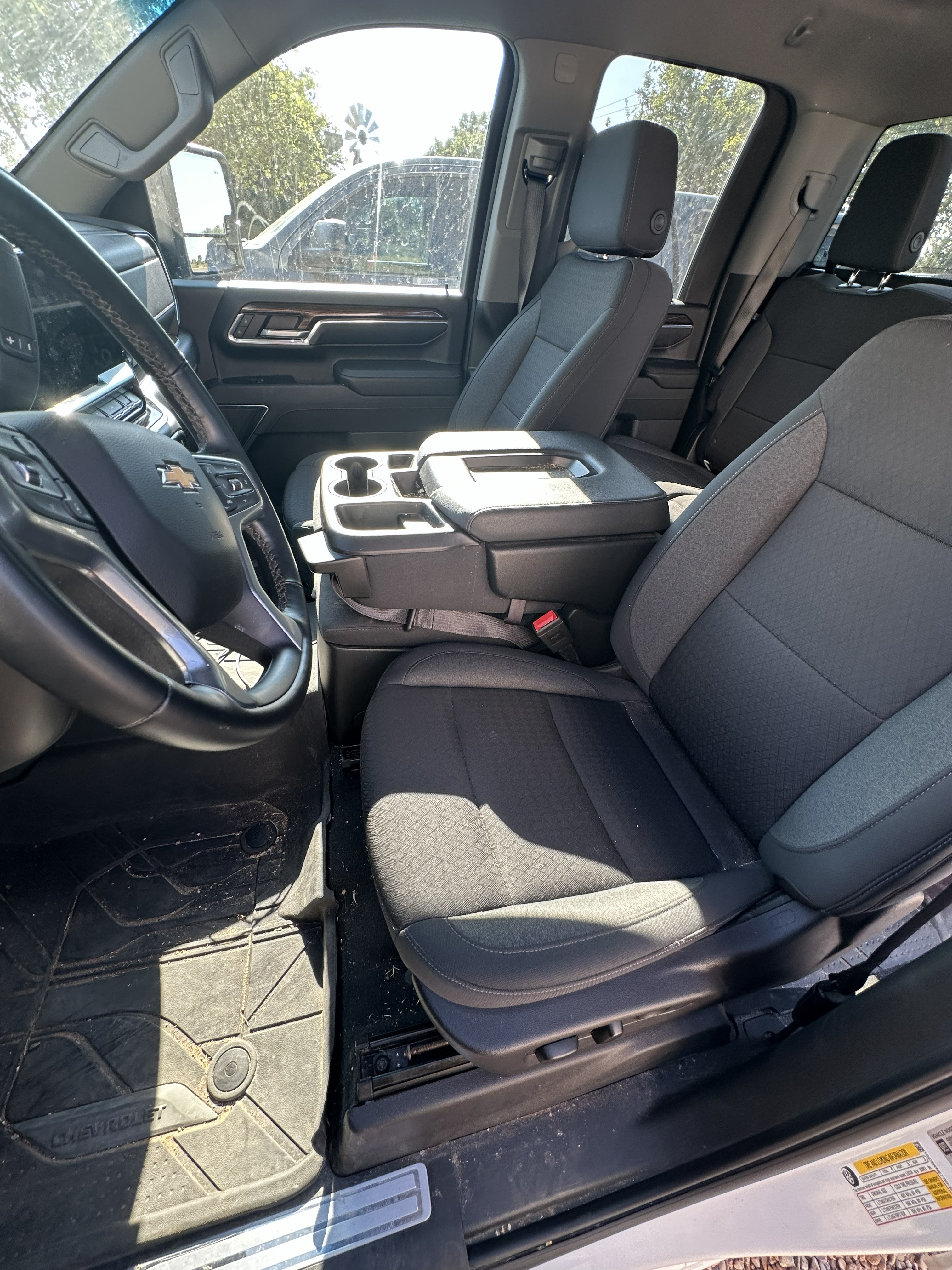 Used 2024 Chevrolet Silverado 2500 LT w/ Safety Package RWD image 13