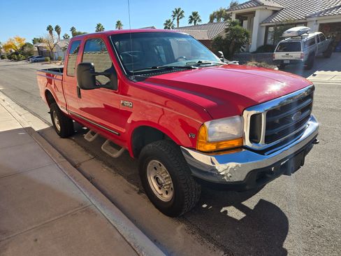 Used 1999 Ford F250 Short Bed image 4