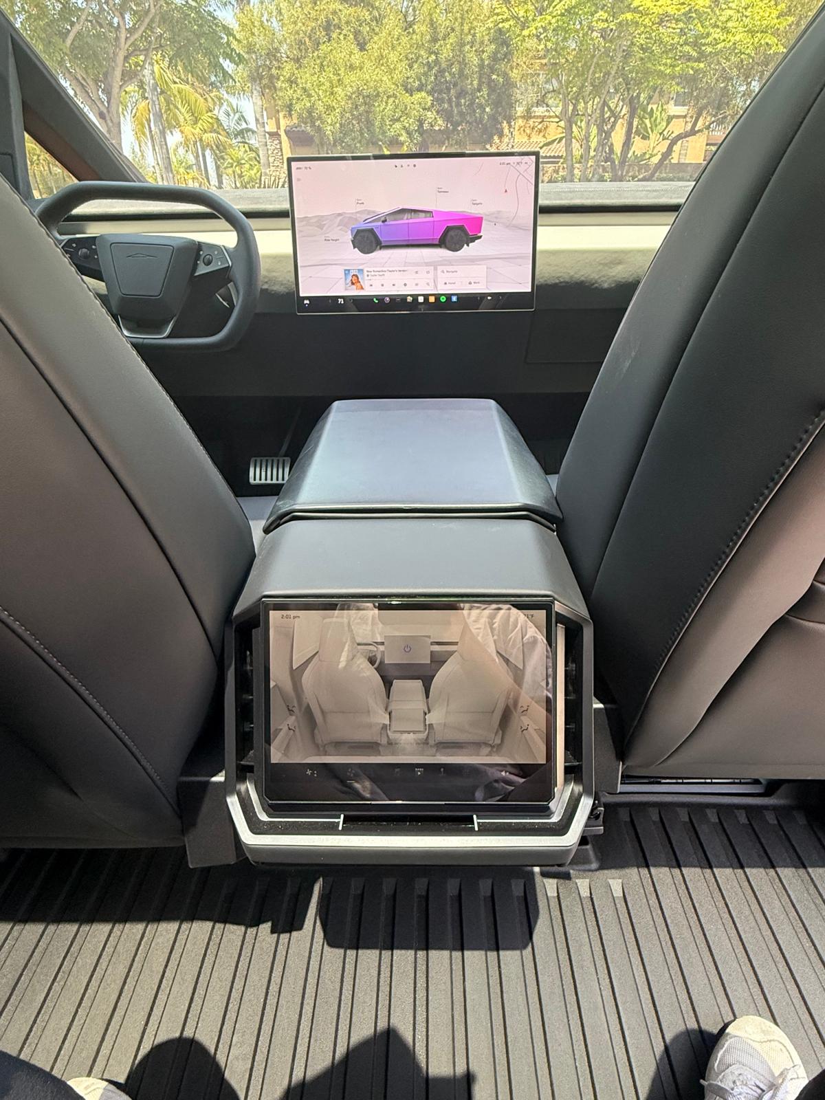 Used 2024 Tesla Cybertruck Cyberbeast AWD/4WD image 10