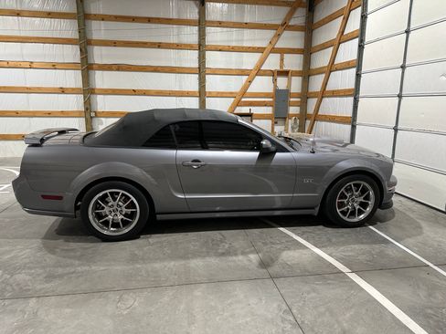 Used 2006 Ford Mustang GT Premium image 4