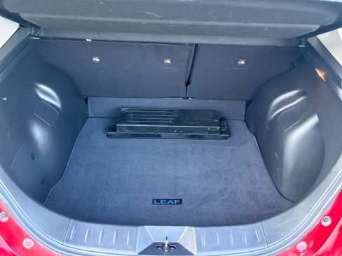 Used 2019 Nissan Leaf SL w/ SL Technology Package image 11