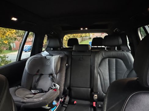 Used 2021 BMW X7 xDrive40i w/ M Sport Package image 8