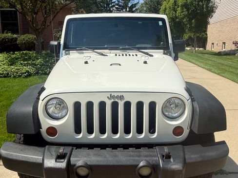 Used 2008 Jeep Wrangler Unlimited X AWD/4WD image 2