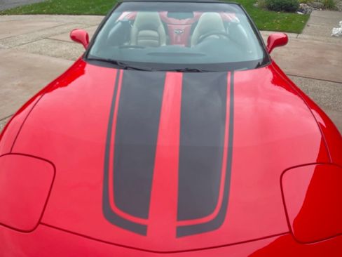 Used 2000 Chevrolet Corvette Convertible w/ Memory Pkg image 15