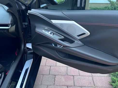 Used 2022 Chevrolet Corvette Stingray Premium Cpe w/ Z51 Performance Package RWD image 14