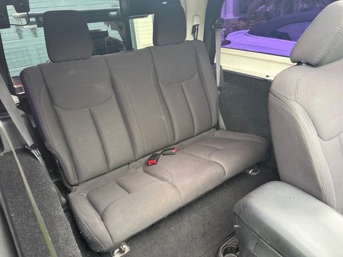 Used 2013 Jeep Wrangler Sport AWD/4WD image 21