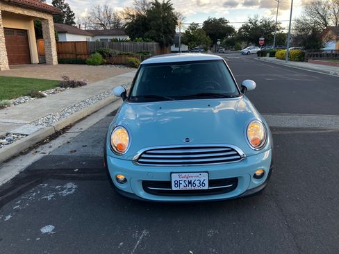 Used 2013 MINI Cooper Hardtop image 5