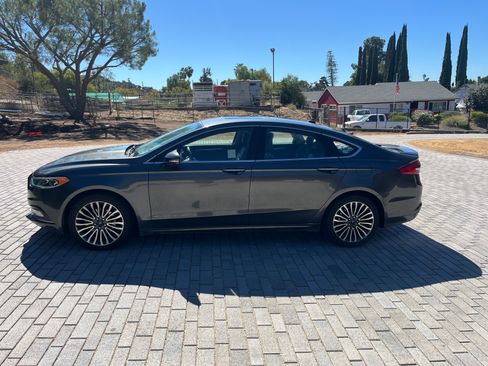 Used 2018 Ford Fusion Titanium image 6
