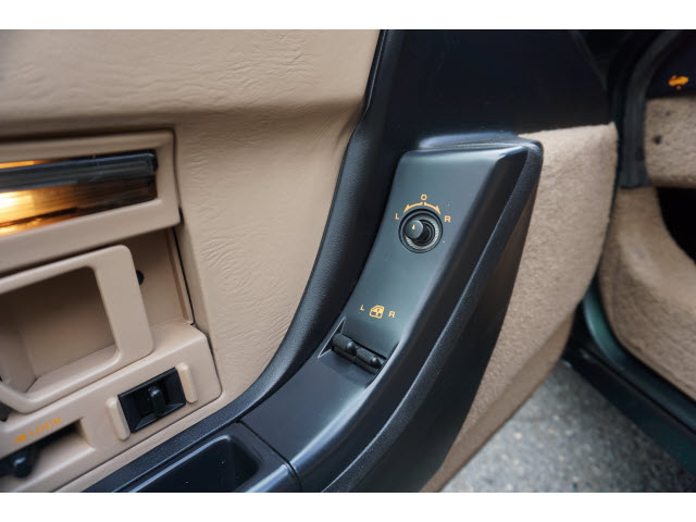 Used 1993 Chevrolet Corvette Coupe RWD image 13