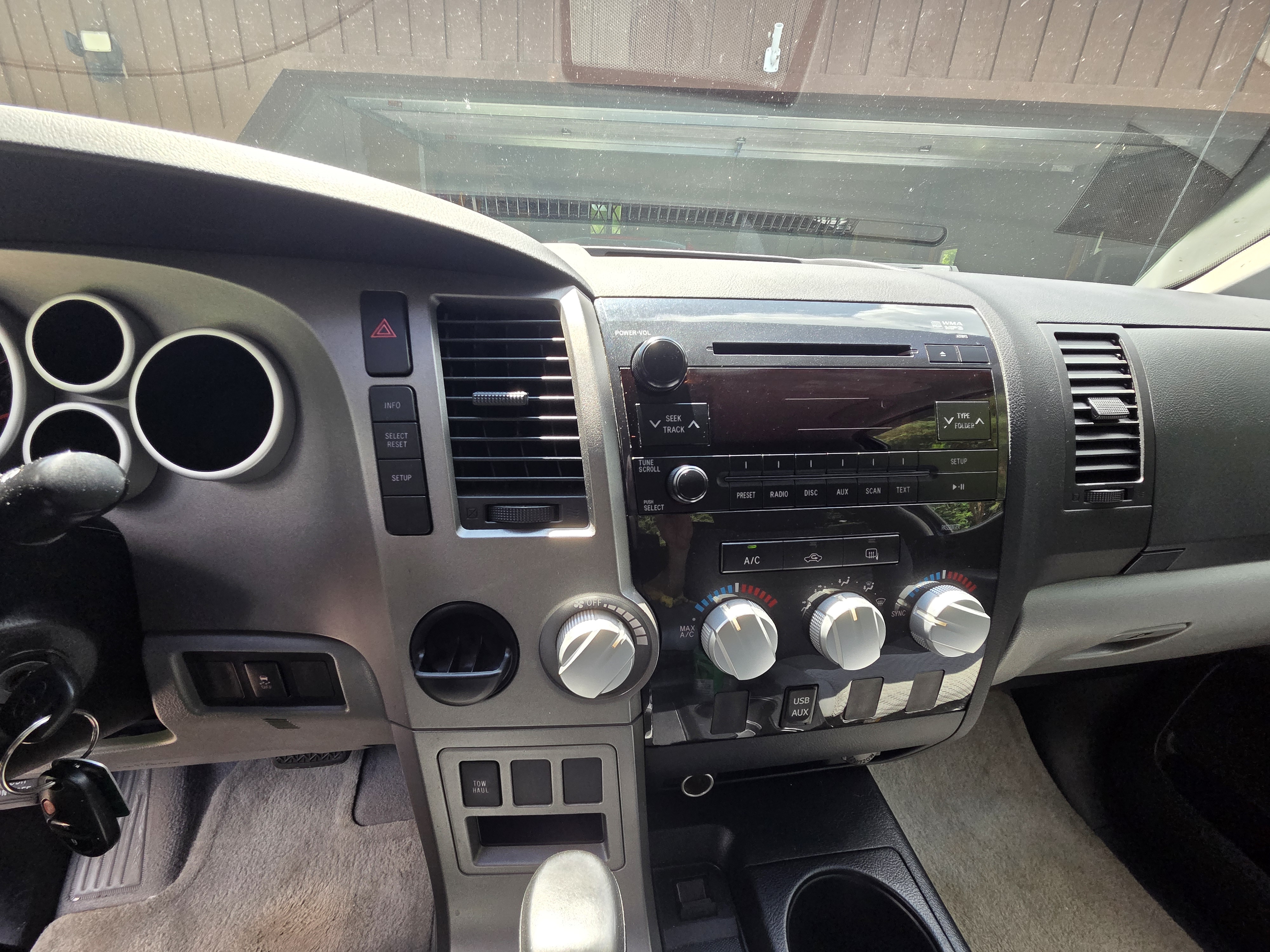 Used 2010 Toyota Tundra 2WD Double Cab image 29