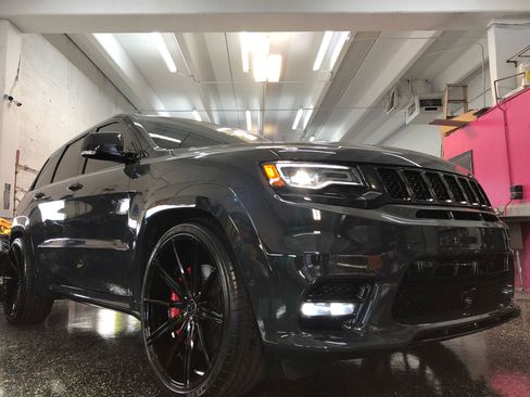 Used 2017 Jeep Grand Cherokee SRT w/ Trailer Tow Group IV image 1